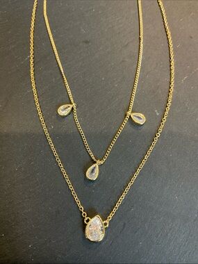 Gold Teardrop Layered Necklace